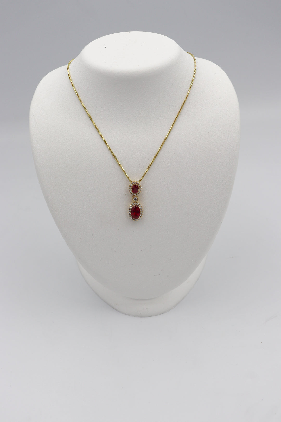 Diamond Necklaces In Lexington, KY | Farmer's Jewelers Diamond Necklaces In Lexington, KY | Farmer's Jewelers