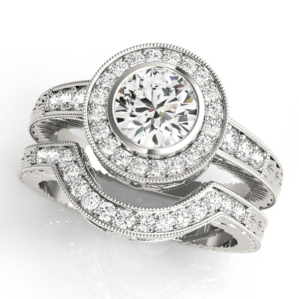 ENGAGEMENT RINGS HALO ROUND