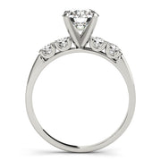 ENGAGEMENT RINGS SINGLE ROW PRONG SET