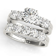 ENGAGEMENT RINGS SINGLE ROW PRONG SET