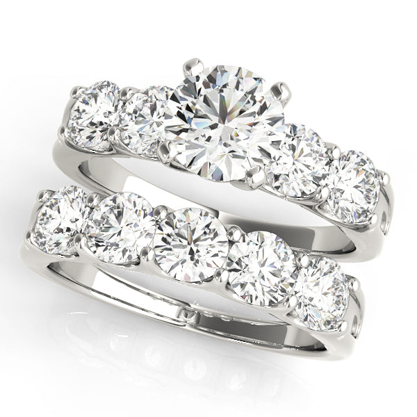 ENGAGEMENT RINGS SINGLE ROW PRONG SET