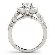 ENGAGEMENT RINGS HALO ROUND