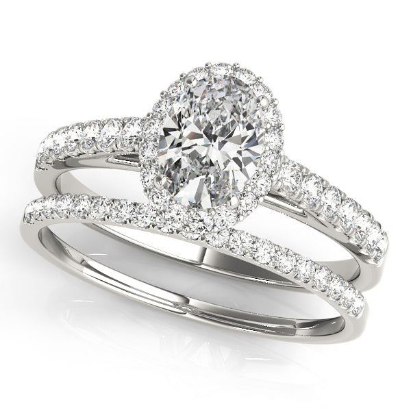 ENGAGEMENT RINGS HALO OVAL