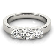 ENGAGEMENT RINGS 3 STONE ROUND