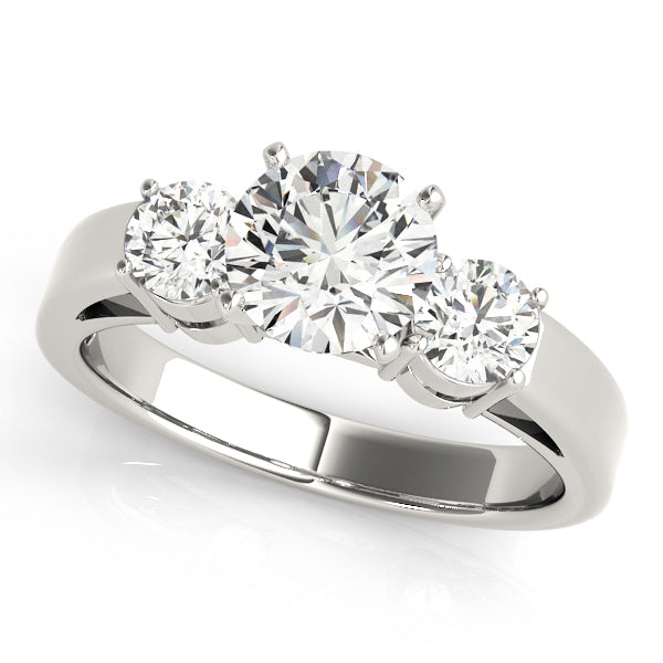 ENGAGEMENT RINGS 3 STONE ROUND