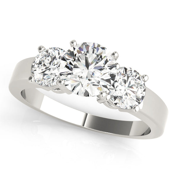 ENGAGEMENT RINGS 3 STONE ROUND